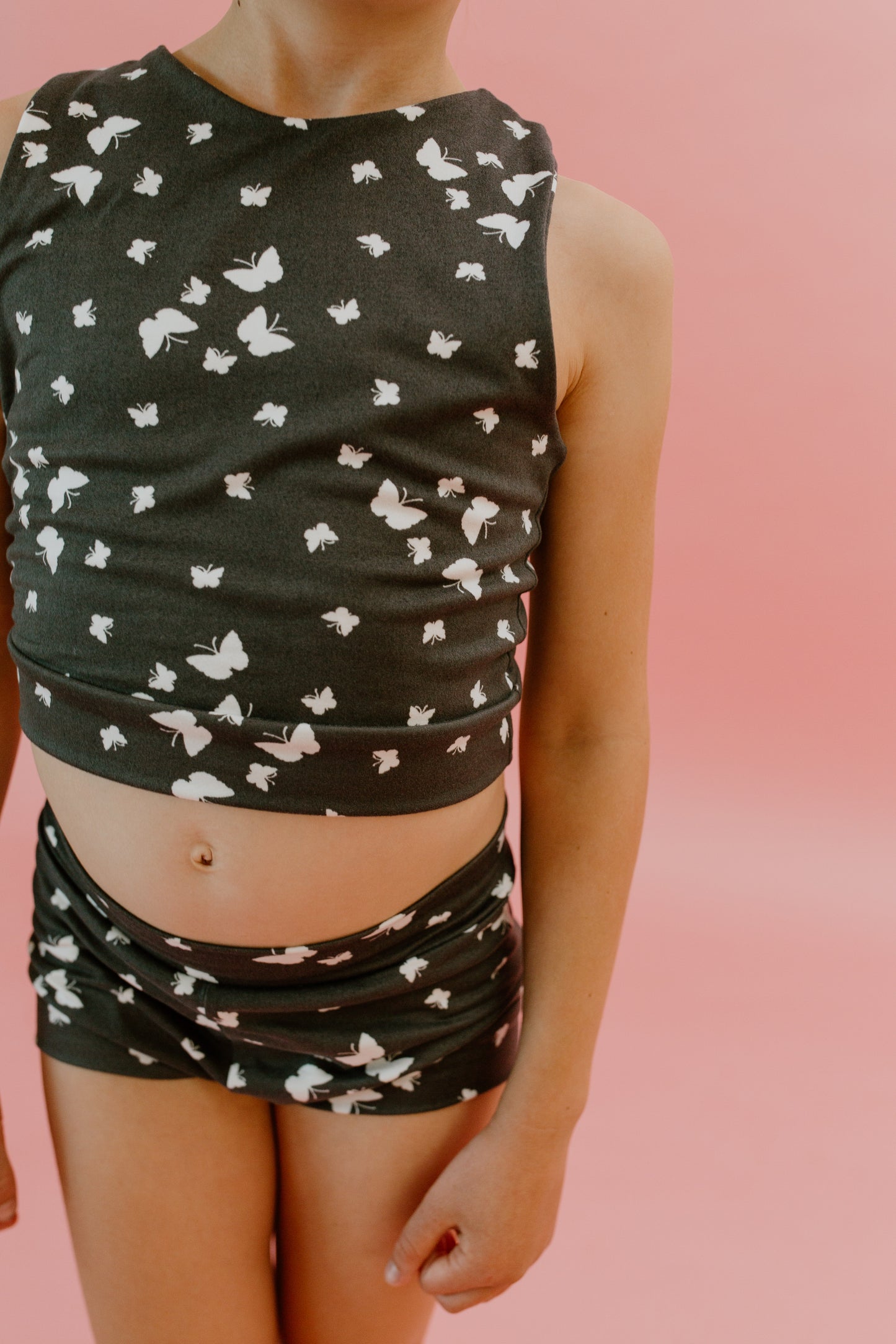 Gray Butterflies Dance Set