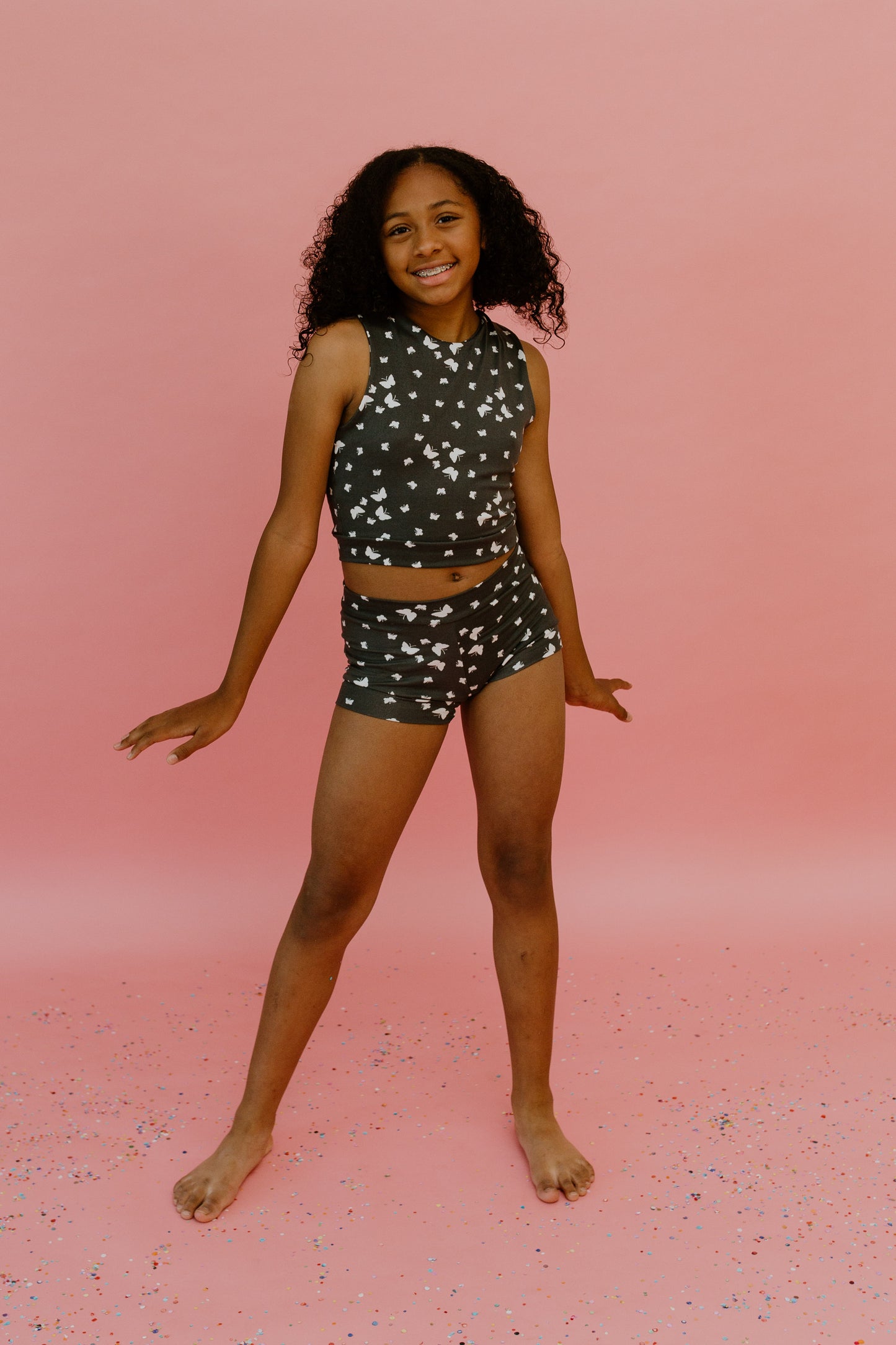 Gray Butterflies Dance Set